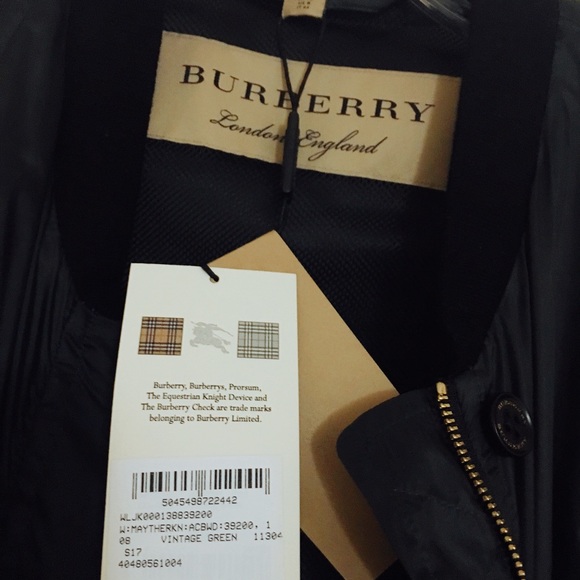 Burberry bomber jacket for summer - Picture 3 of 7